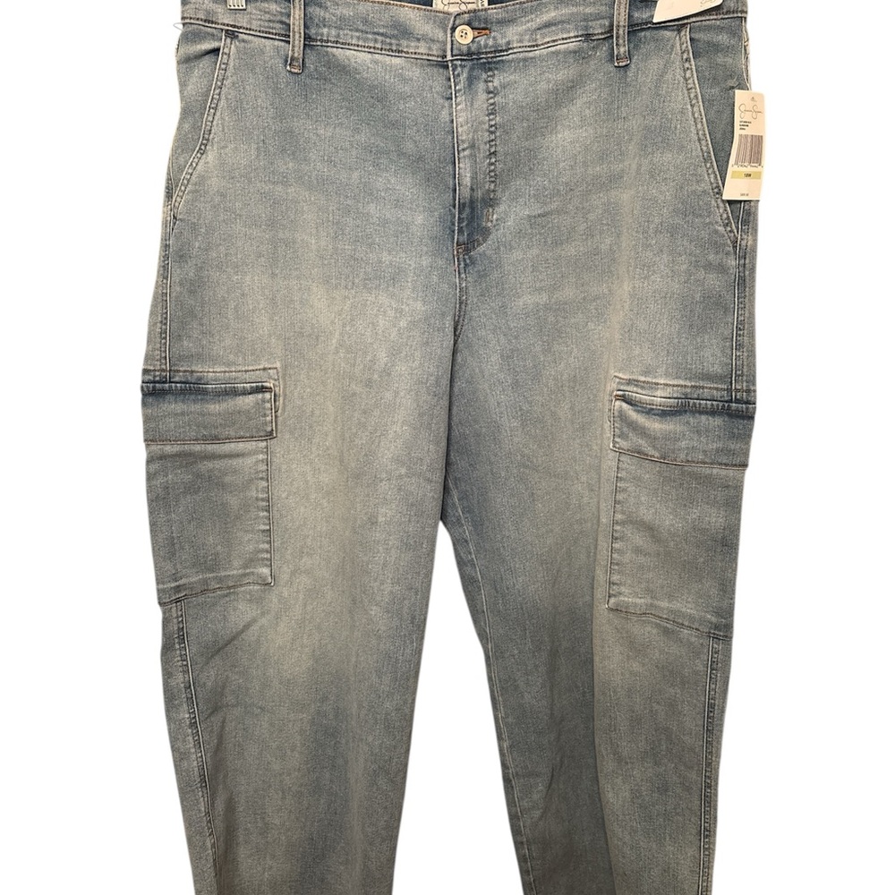 Jessica Simpson Women’s Light Blue Relaxed Jeans